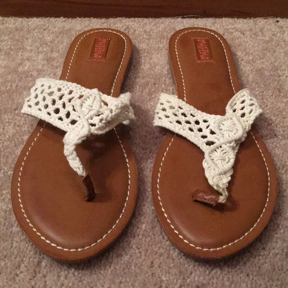 lace flip flops